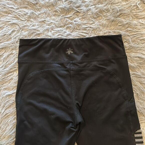 Splendid women’s black and gray stripped cropped polyester stretch leggings - Picture 5 of 6